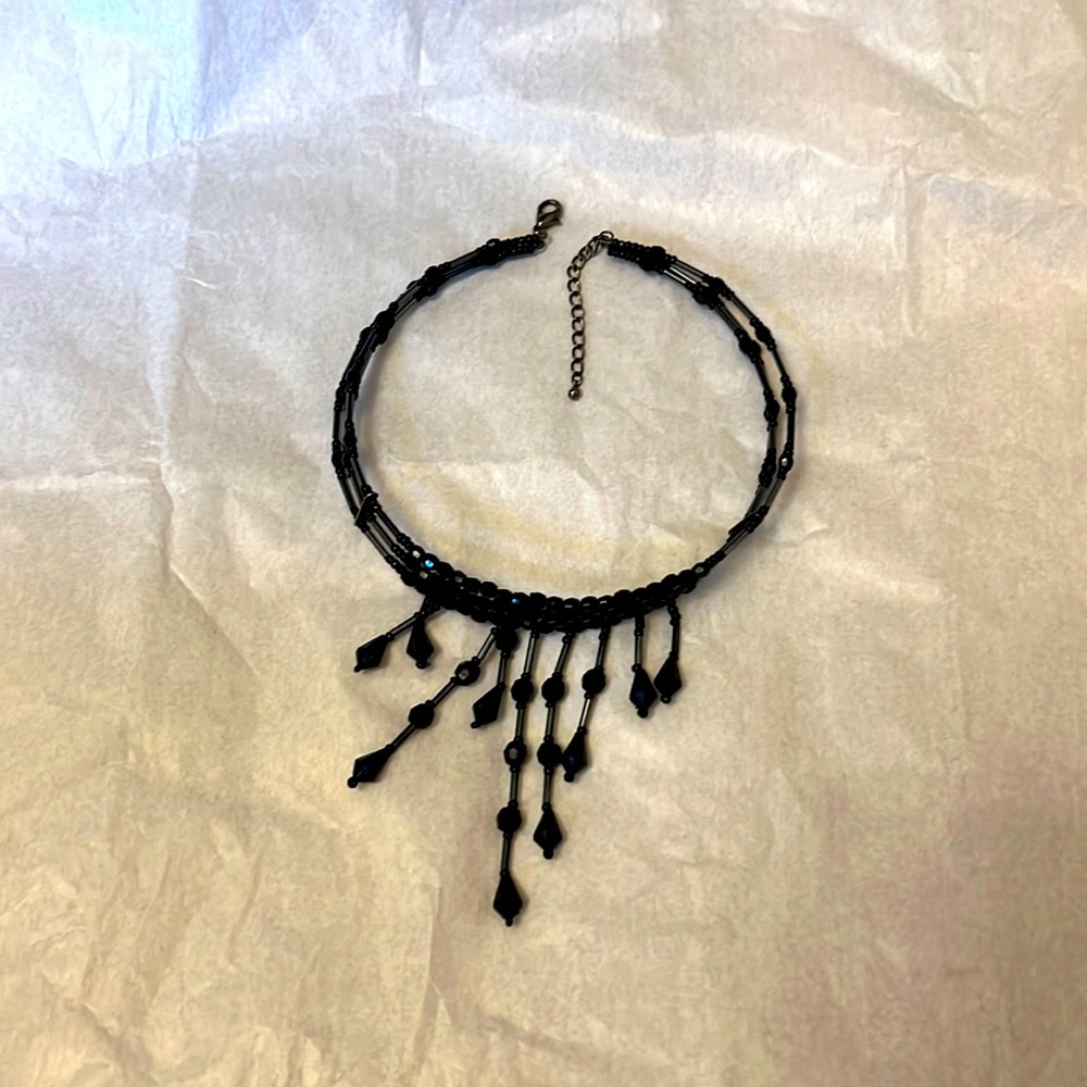 Choker necklace